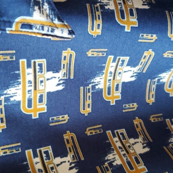 Vintage FUBU SS button down blue with logo. Size XXL - Picture 9 of 11